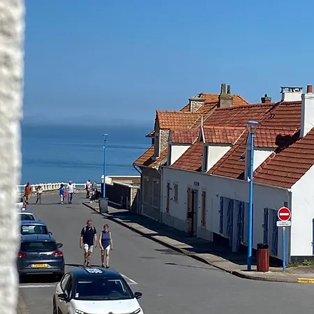 Le Petit Noirda Casa de Férias *