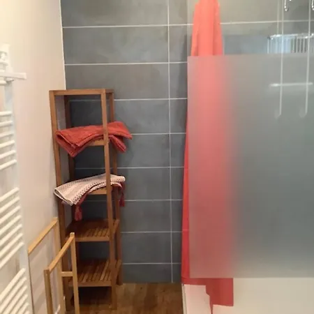 Le Petit Noirda Casa de Férias *