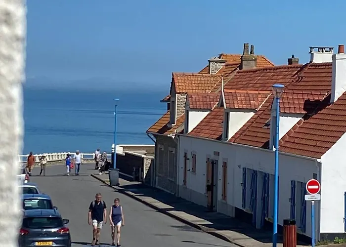 Le Petit Noirda Hébergement de vacances *